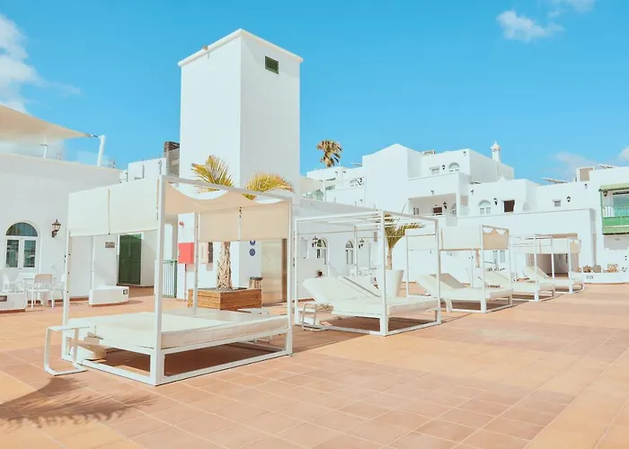 מלון דירות Gloria Izaro Club