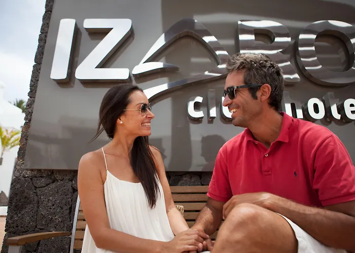 מלון דירות Gloria Izaro Club