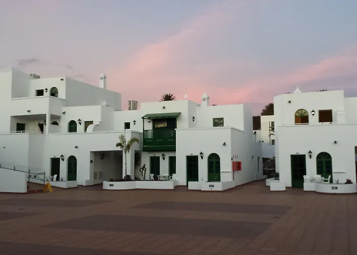 מלון דירות Gloria Izaro Club