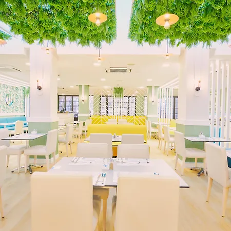 Gloria Izaro Club 4* بويرتو ذيل كارمين