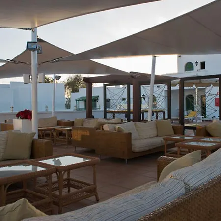 Gloria Izaro Club Puerto del Carmen (Lanzarote)
