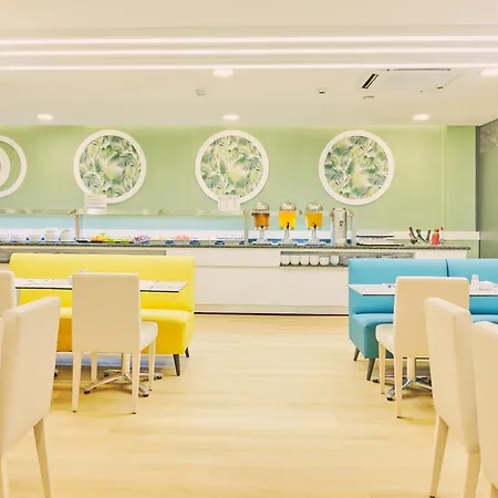 Aparthotel Gloria Izaro Club 4*