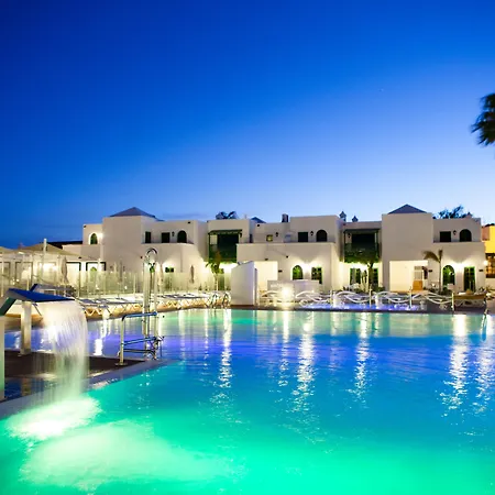 Ξενοδοχείο με διαμερίσματα Gloria Izaro Club