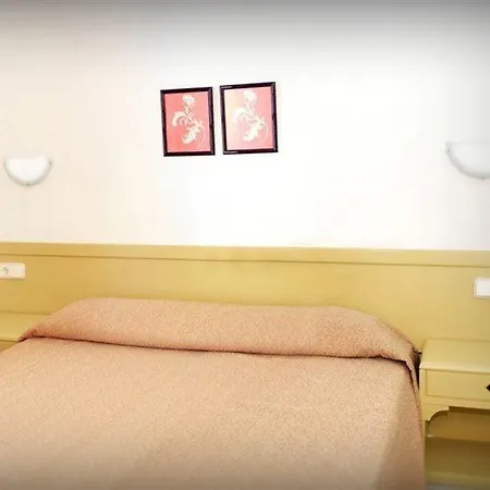Aparthotel Gloria Izaro Club