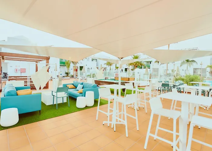 凯莱伊左洛俱乐部酒店